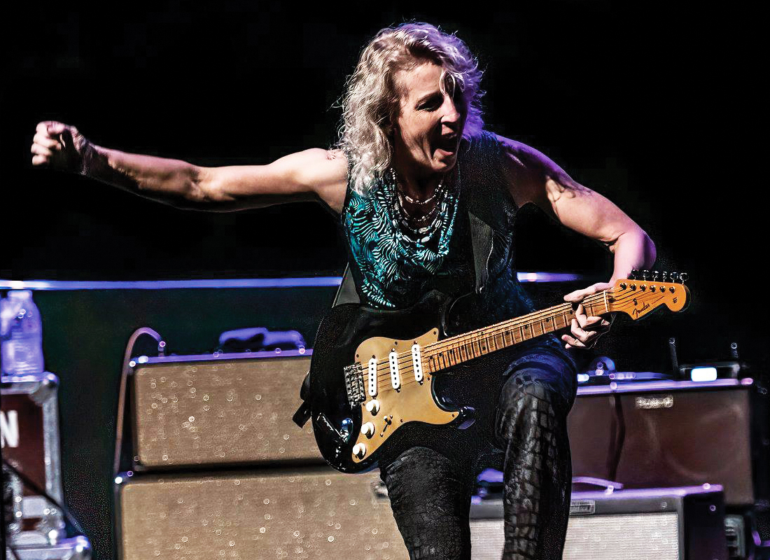 LaurieMorvanBand2